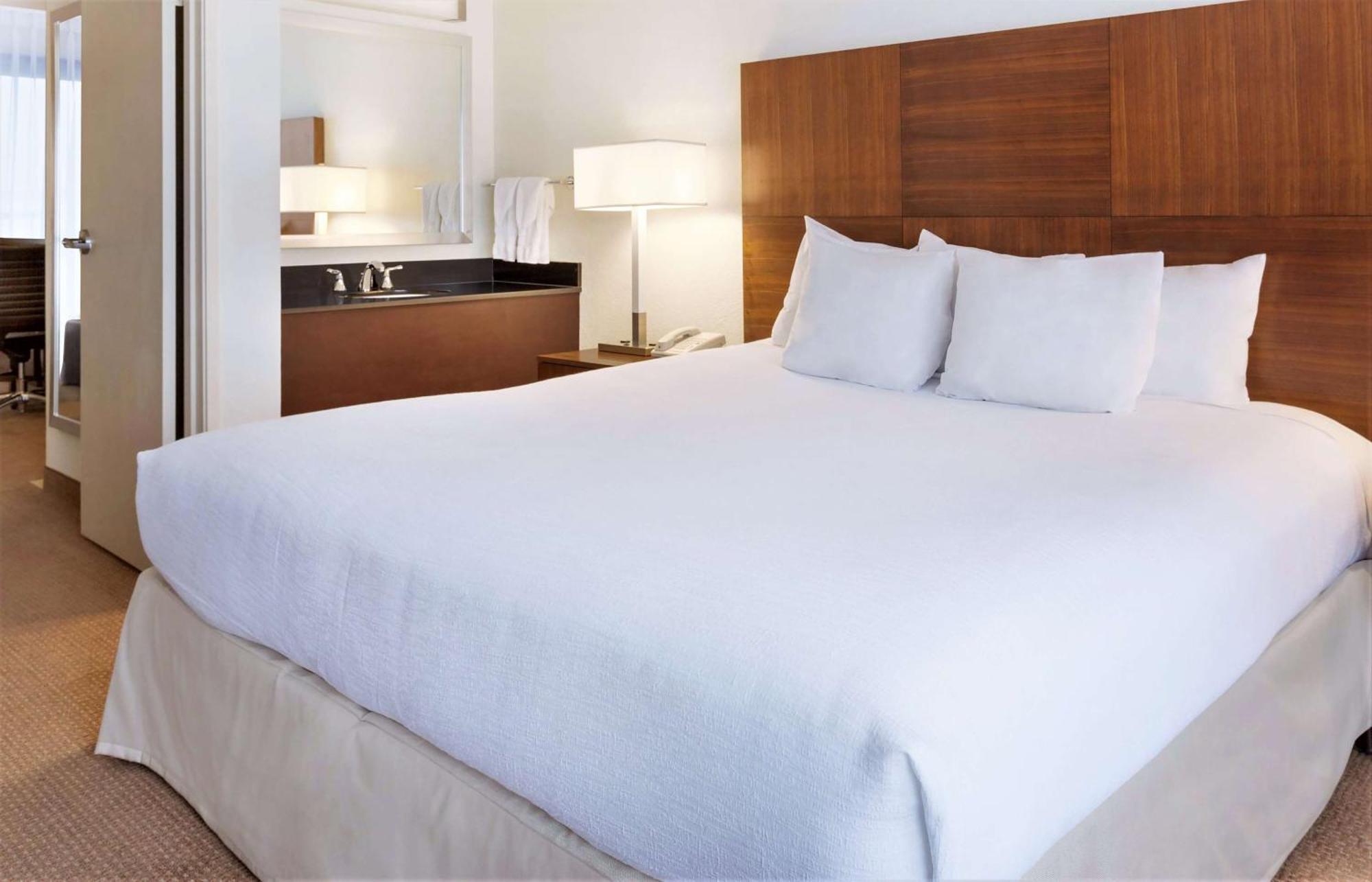 Embassy Suites Baton Rouge Eksteriør bilde